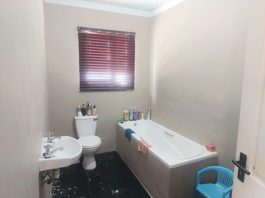 2 Bedroom Property for Sale in Moorreesburg Western Cape